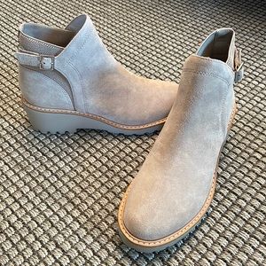 GB lug sole boots